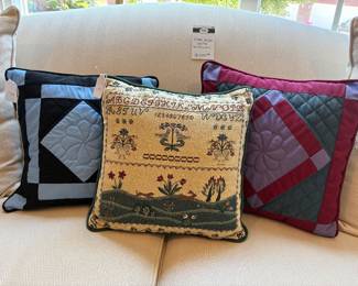 Ethan Allen Sofa w/ Pillows