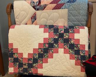Quilt Rack, Quilts