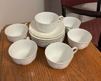 Teacups & Saucers
