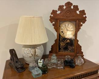 Decorative Table Lamp, Vtg Wooden Clock
