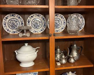 Decorative Plates, Drinkware