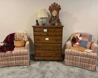 Vtg Chairs, Wooden Dresser, Vtg, Clock, Decorative Table Lamp