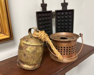 camel bell, waffle iron, burner