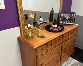 maple dresser
