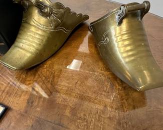 Antique brass Conquistor stirrup