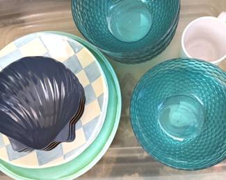 Melamine dishware