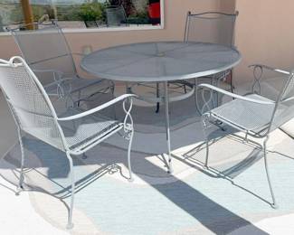 Heavy patio table, 4 chairs