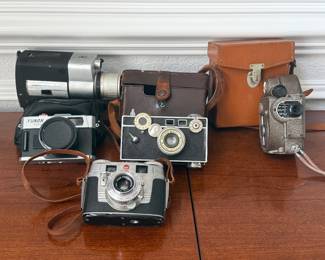 Vintage cameras and movie cameras 