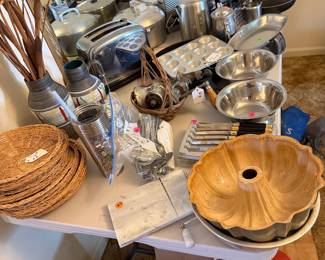 Small appliances and housewares 