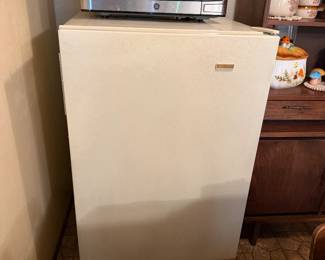 ~4’ Kenmore Freezer