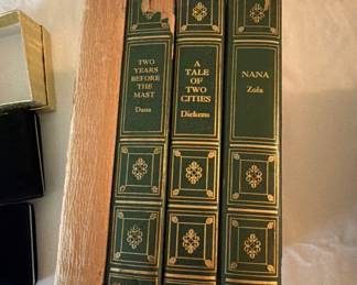 Set of 4 classics