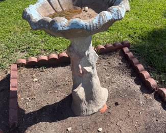 Concrete bird bath