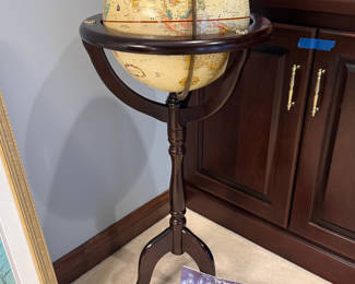 Globe