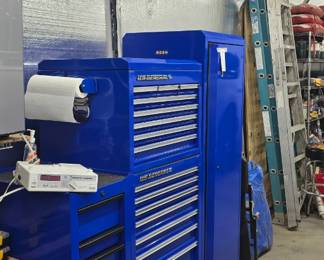 Blue tool cabinets are being sold as a set.  They are family and you can't separate family.  I don't know about you, but I like to sleep at night.