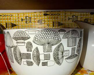 Vintage Finel Finland Mushroom Enamelware Serving Bowl by Kaj Franck