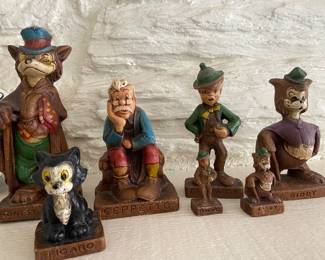 1940s Disney's Pinocchio character figurines, complete set of 7 pc's