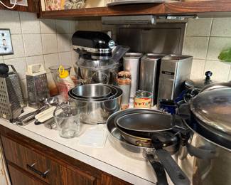 Kitchen bric a brac