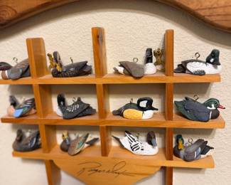 Signed display