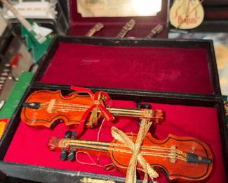 Miniatures with case