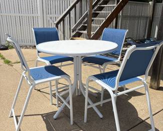 NEW Telescope Patio Table and Chairs (4)