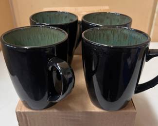 Set of 4 Ceramic Coffee Mugs (New)