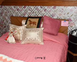 490Bedroom A