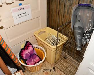 701Laundry Room