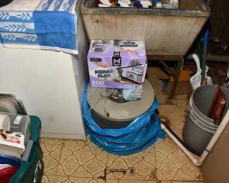 693Laundry Room