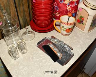 673Laundry Room