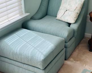 Green lounge chair with matching ottoman by Selig ( labeled under under the cushion) 