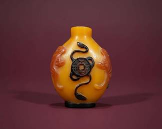 Chinese Snuff Bottle with Dragon and Coin Motif