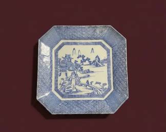 Blue and White Porcelain Plates Dragon and Willow Pattern