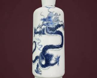 Blue and White Dragon Porcelain Snuff Bottle