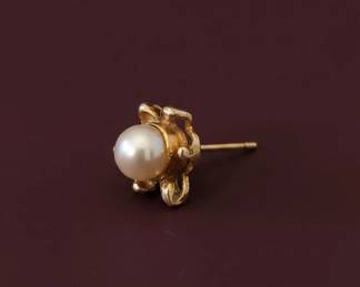 k Yellow Gold Pearl and Diamond Accent Leafy Stud Earring second image