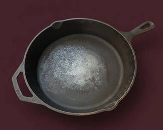 Wagner Ware Cast Iron Skillet