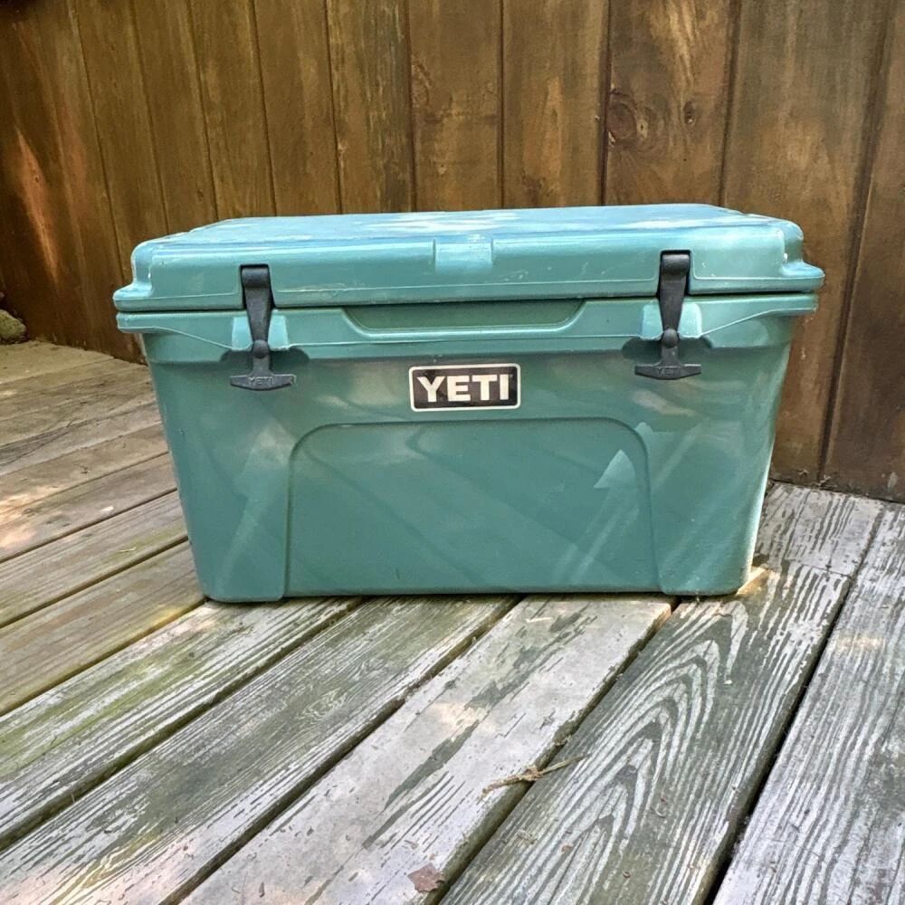 012 tealyetitundra45rotomoldedcooler