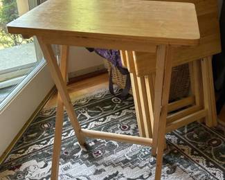 218 setof4woodenfoldingtvtraytables