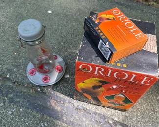 351 oriolebirdfeederglassbottlewith4f