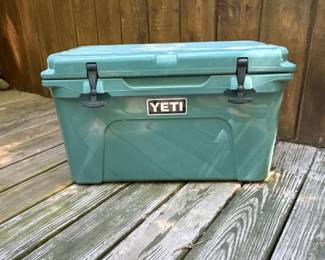 012 tealyetitundra45rotomoldedcooler
