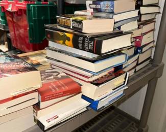 287 mixedlotofbooks