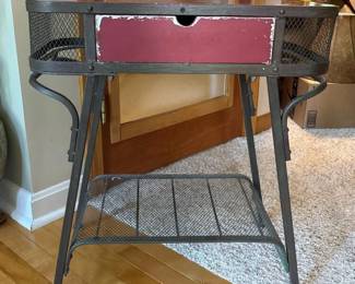 215 vintageindustrialmetalwoodsidetable