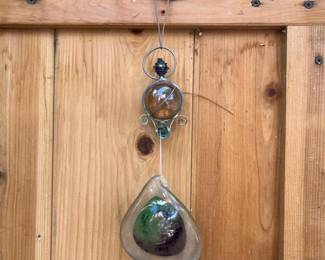 101 multicolorglassandmetalhangingsunc