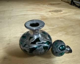 029 greenartnouveausilveroverlayperfume