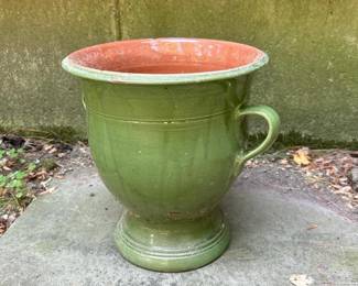 186 potterybarnglazedterracottagardenur