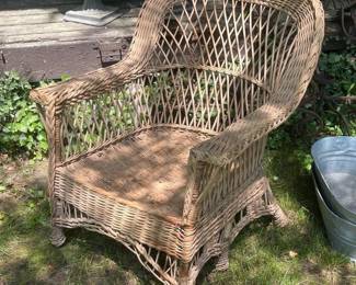 265 naturalwickerrattanarmchairwithcurv