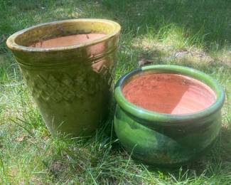 246 pairofglossyglazedterracottaplanter