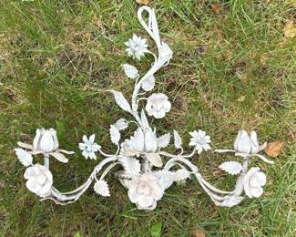 169 vintagefloralwroughtironwallsconce