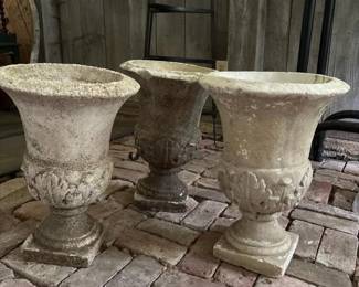 295 setof3cementmixgardenurnplanters
