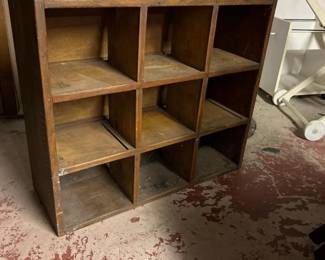 366 vintage9cubbystorageshelfoptionalw