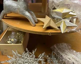 028 assortedchristmasholidaydecorlotcoo